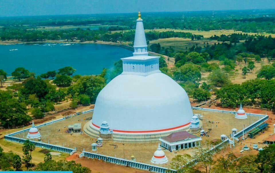 Solosmasthana : Swarnamali Maha Saya